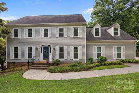 2702 Oxborough Drive, Matthews, NC 28105