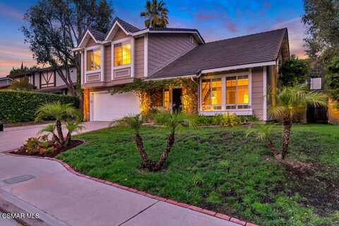 2930 Rikkard Drive, Thousand Oaks, CA 91362