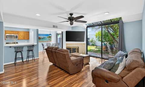 1182 Tivoli Lane, Simi Valley, CA 93065