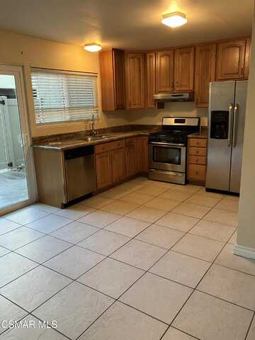 463 Serento Circle, Thousand Oaks, CA 91360
