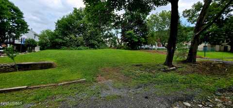 220-224 S 10TH Street, Trevorton, PA 17881