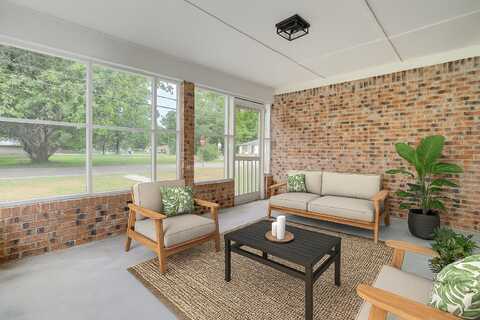 200 Roosevelt Drive, Saint Stephen, SC 29479