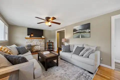 6 Ono Drive, Wallingford, CT 06492