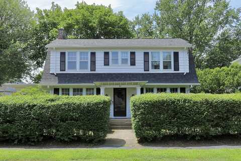 91 Governors Avenue, Milford, CT 06460