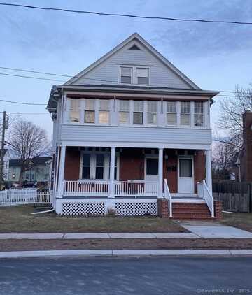 3 Washington Avenue, Enfield, CT 06082