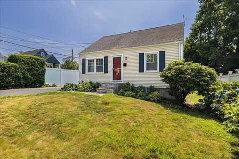 7 Melville Avenue, Fairfield, CT 06825