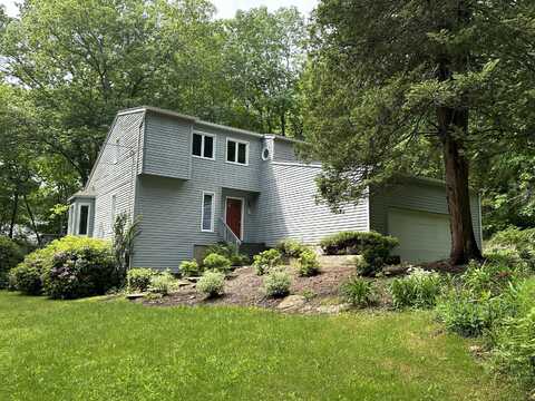 286 North Bride Brook Road, East Lyme, CT 06333