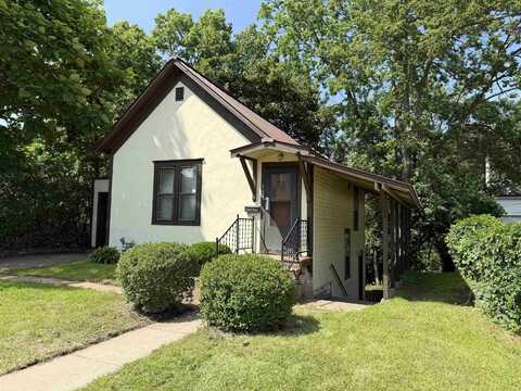 862 E GRAND AVENUE, Eau Claire, WI 54701
