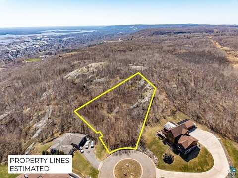 29xx W 15th St, Duluth, MN 55807