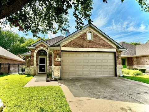 816 Claycourt Circle, Fort Worth, TX 76120