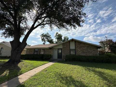 638 Grinnell Drive, Garland, TX 75043