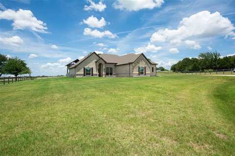 132 Valley Court, Paradise, TX 76073