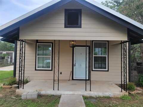 201 S 2nd Street, Bangs, TX 76823