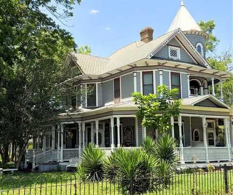 200 4th Street, Hubbard, TX 76648