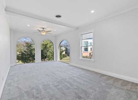 3900 Hawthorne Avenue, Dallas, TX 75219