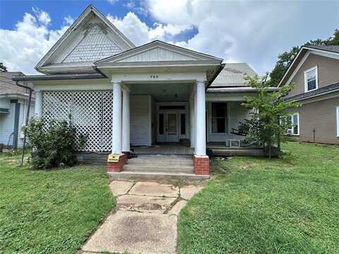705 E Elm Street, Hillsboro, TX 76645