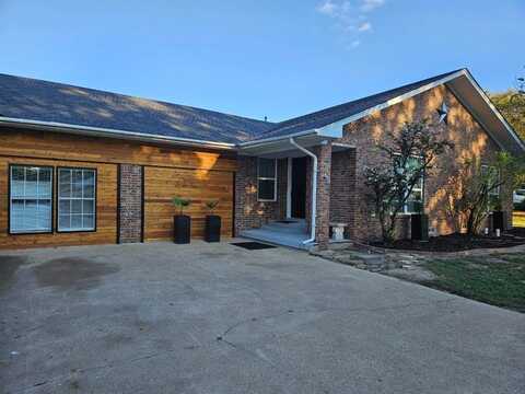 211 Francis Drive, Lindale, TX 75771