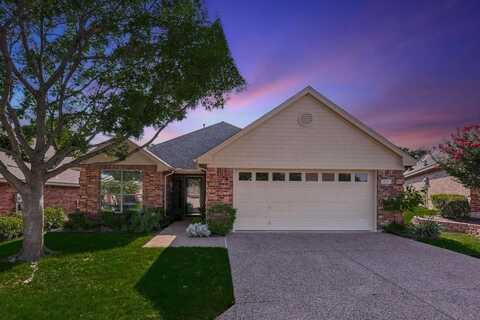 919 Cresthaven Drive, Cedar Hill, TX 75104
