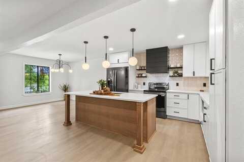 185 Lakeview Drive, Wylie, TX 75098