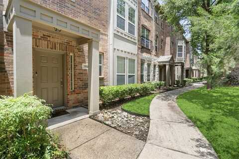 3904 Amberwood Drive, Addison, TX 75001