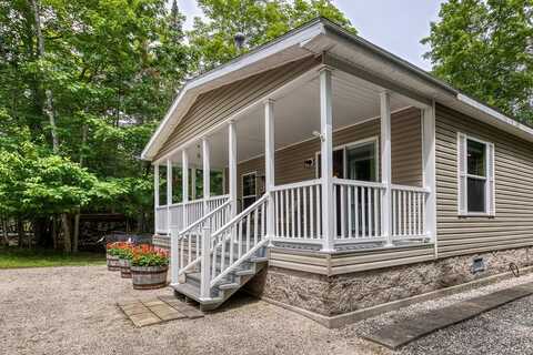 495 Fawn Ln, Ellison Bay, WI 54210