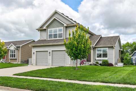 1605 2nd Street NW, Altoona, IA 50009