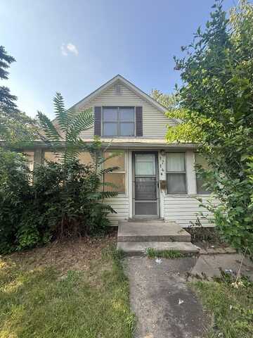 1714 E Walnut Street, Des Moines, IA 50316
