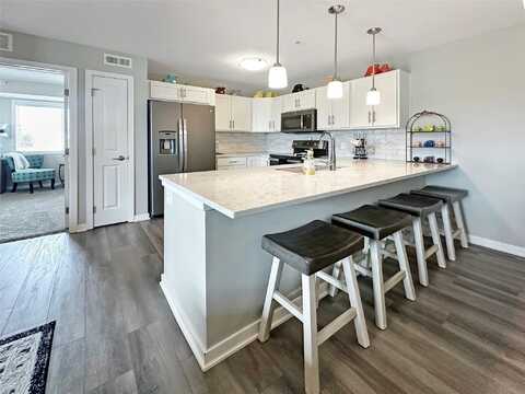 4837 86th Street unit: 24, Urbandale, IA 50322
