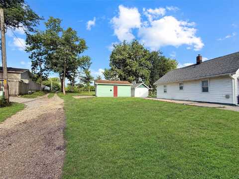 716 E 18th Street, Des Moines, IA 50316