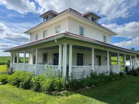 2629 Pecan Avenue, Guthrie Center, IA 50115