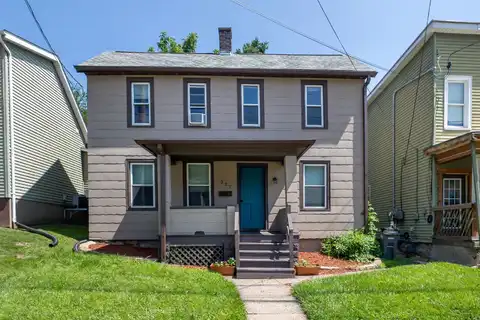 337 Kaufmann, Dubuque, IA 52001