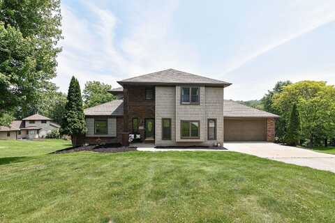 11184 Woodview, Dubuque, IA 52003