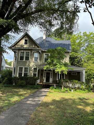 246 N MAIN ST, Chatham, VA 24531