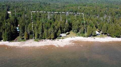 2077 E M-134, Hessel, MI 49745