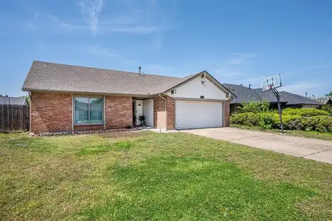 8421 Woodhue Drive, Oklahoma City, OK 73135
