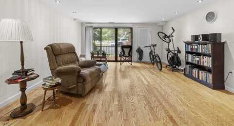 30 Revere Beach Pkwy 109, Medford, MA 02155