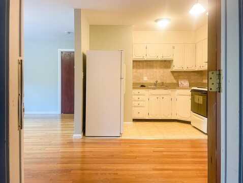1185 Adams St 5, Boston, MA 02124