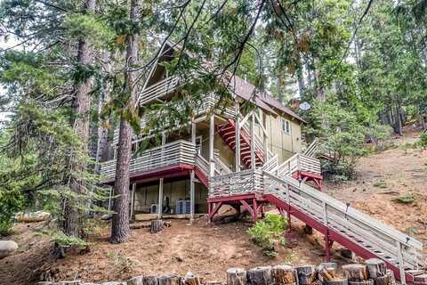 7240 Yosemite Park Way, Yosemite, CA 95389