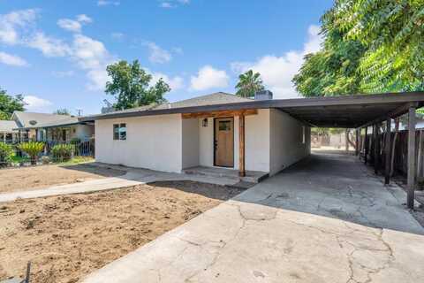2466 Cedar Avenue, Fresno, CA 93725