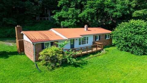 122 Faith Ave, Sylva, NC 28779