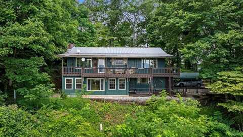 1126 Woodland Heights, Franklin, NC 28734