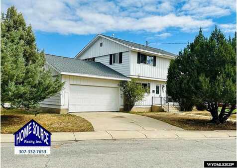 608 W Brodie, Lander, WY 82520