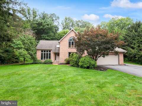4582 VERA CRUZ ROAD, EMMAUS, PA 18049