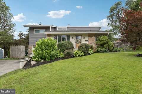 607 LAUNFALL ROAD, PLYMOUTH MEETING, PA 19462