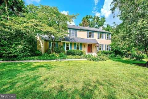 2390 PINEVIEW DRIVE, MALVERN, PA 19355