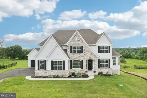 1832 ENCLAVE DRIVE, QUAKERTOWN, PA 18951