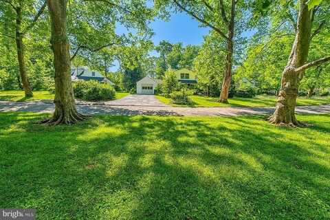 9 W ORCHARD LANE, AUDUBON, PA 19403