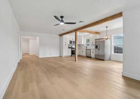 1105 N Sylvania Avenue, Fort Worth, TX 76111