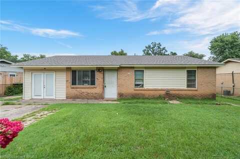 1102 N ST, Barling, AR 72923