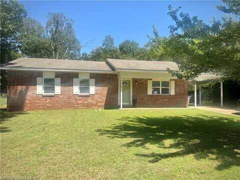 1700 Brewer LN, Lavaca, AR 72941